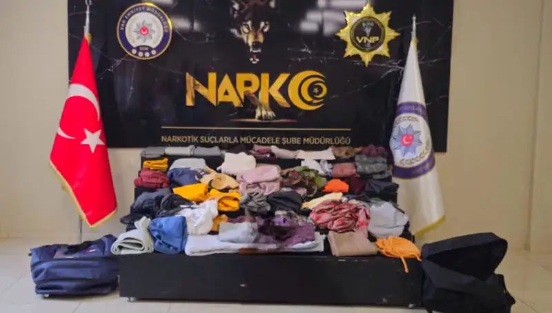 32 Kilo Metamfetaminle Yakalanan Şüpheli: Ağaçta Gizli Laboratuvar!