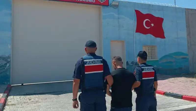 Afyon'da Suç Geçmişi Olan 9 Kişi Yakalandı: Şehirde Güvenlik Önlemleri Artıyor