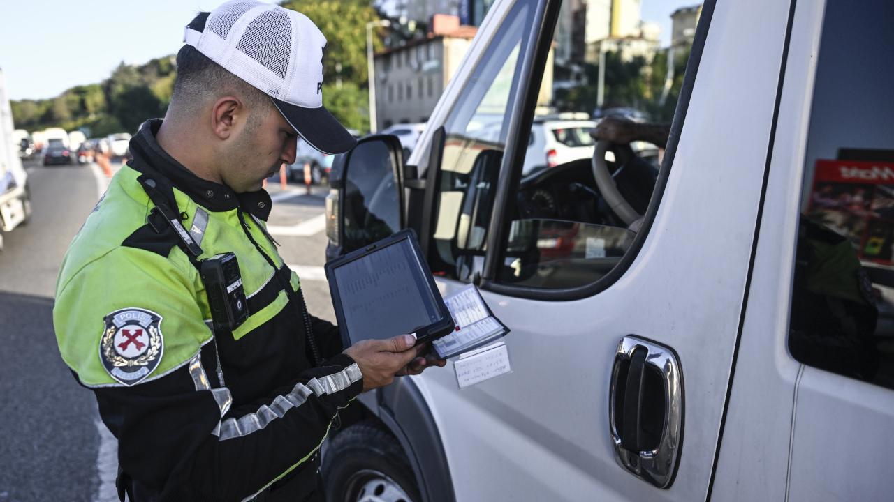 Okul Servislerine Yönelik Sıkı Denetimler Artırıldı