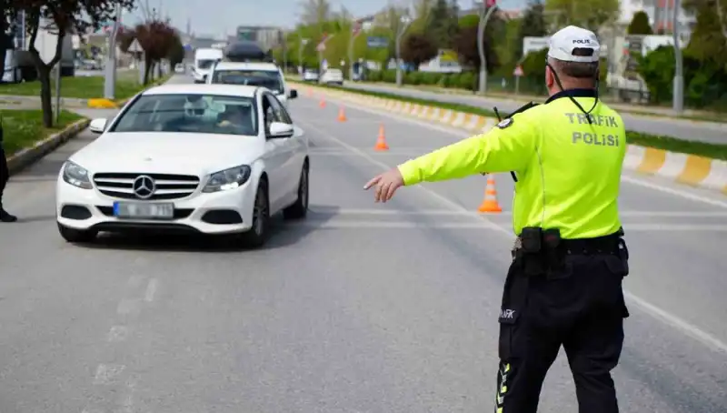 2025'te Yeni Trafik Cezaları: Artış ve Değişiklikler Hakkında Bilmeniz Gerekenler