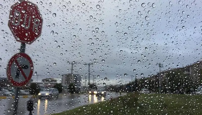 Meteoroloji’den Uyarı: 20 İlde Sıcaklık Düşüyor, Sağanak Yağışlar Geliyor