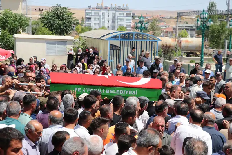 MHP’li Belediye Başkanı Son Yolculuğuna Uğurlandı: Şehirde Derin Bir Yas Hüküm Sürdü