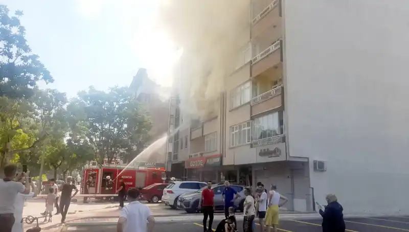 Yangınla Uyanan Aile: Hastaneye Kaldırıldılar, Hayatları Değişti!