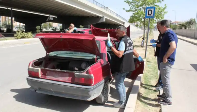 Çaldığı Araç Yolda Kalınca Yenisini Çalan Hırsızlık Skandalı