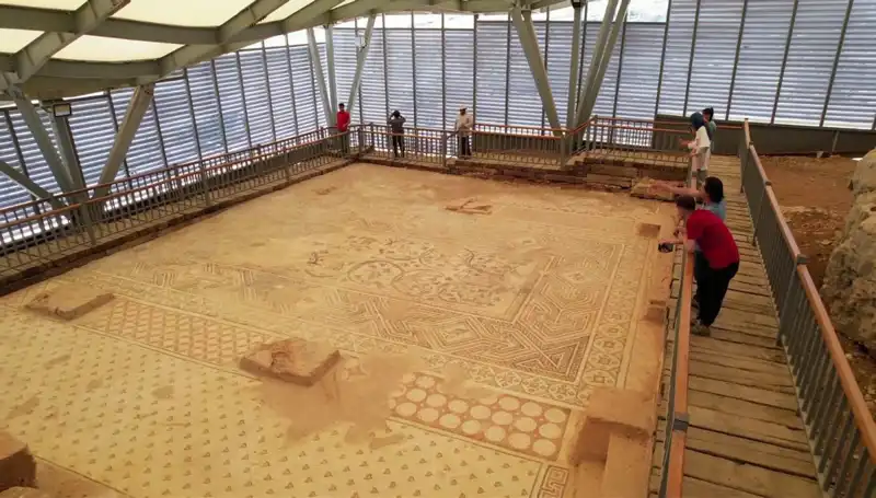 Restore Edilen 'Cennet Bahçesi' Mozaiği: Tarih ve Sanatın Buluşma Noktası