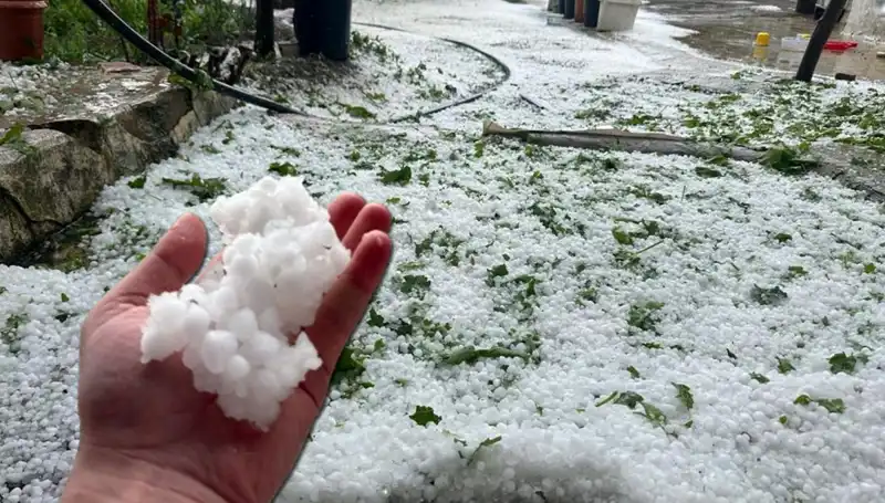 Haziran'da Yaşanan Dolu Olayı: Şehir Bembeyaz Görünüme Büründü