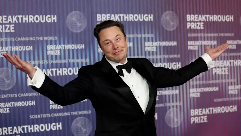 Elon Musk, X'in Yeni Mesajlaşma Uygulamasını Duyurdu: Flört Platformu Mu Olacak?