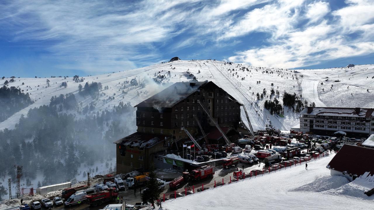 Bolu Belediyesi'nden Şok Uygulama: Yanan Otele Uygunluk Belgesi Verildi