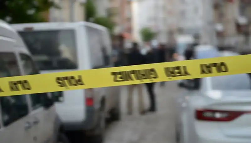 Satırlı ve Bıçaklı Kavga Çetenin Gizli Gözyaşları: 1 Ölü, 1 Yaralı