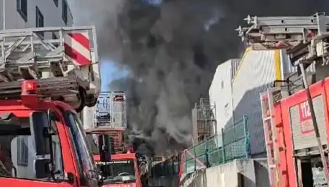 Tuzla'daki Fabrika Yangını: Tehlike Kontrol Altına Alındı