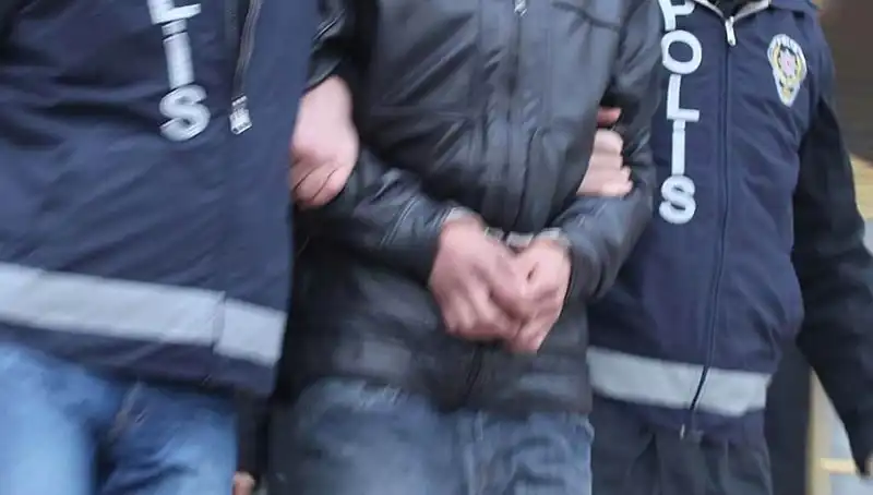 Erzincan'da Uyuşturucu Ticareti Operasyonu: 5 Kişi Tutuklandı
