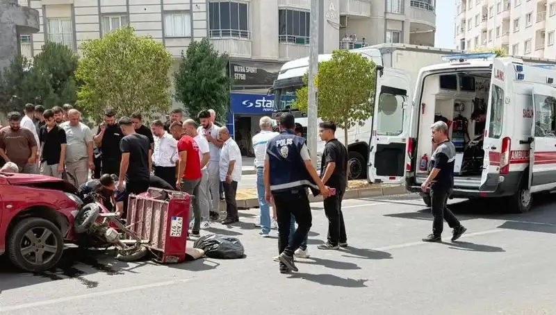 Mardin’de Trafik Kazasında İki Kişi Yaralandı: Detaylar Ortaya Çıktı