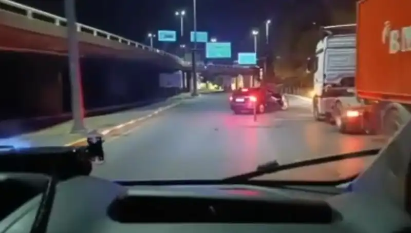 İstanbul'da Yılın Kaçakçılık Operasyonu: 36 Milyon TL'lik Ürünler Ele Geçirildi