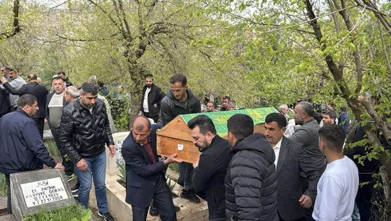 Karabük'te Trajik Kaza: 4 Kişi Diyarbakır'da Son Yolculuğuna Uğurlandı