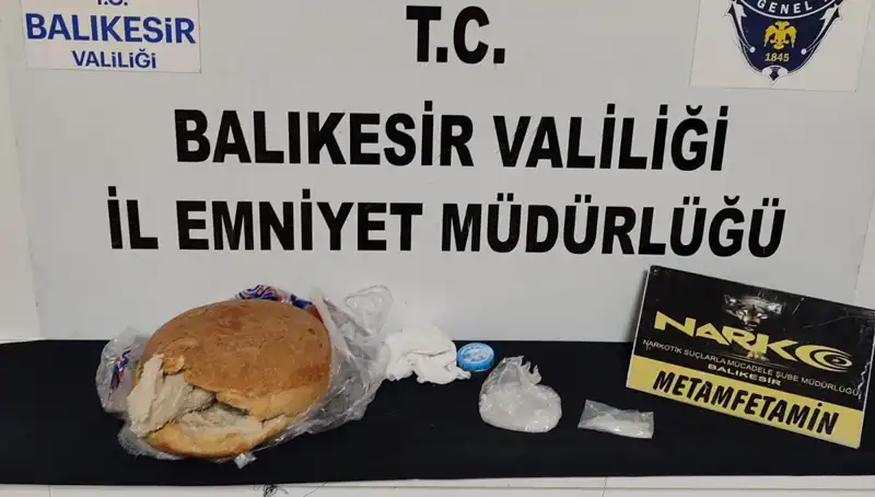 Ekmeğin İçine Uyuşturucu Gizleyerek Trafiğe Sokan Çeteye Büyük Darbe