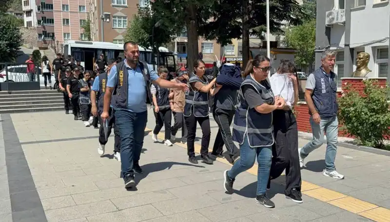 Yasa Dışı Bahis Çetelerine 12 İlde Dev Operasyon: 21 Gözaltı