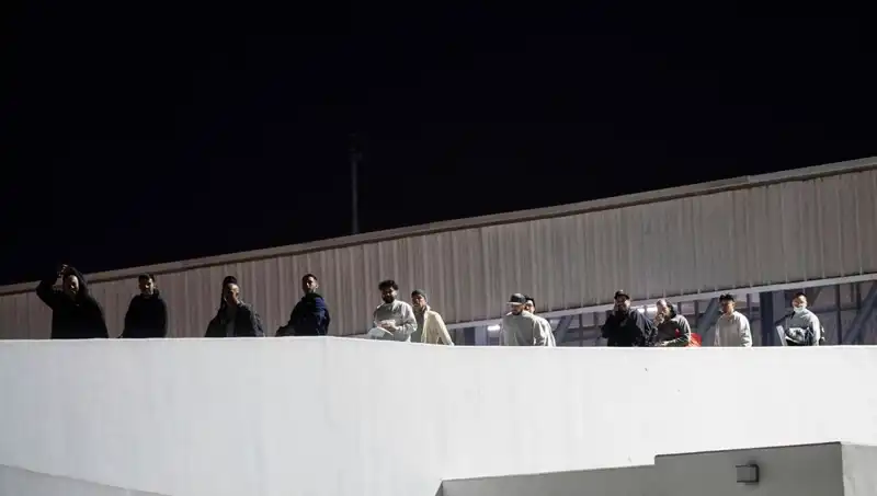 Türkiye'de İki İlde Düzensiz Göçmen Operasyonu: Yakalananların Sayısı Şaşırttı!