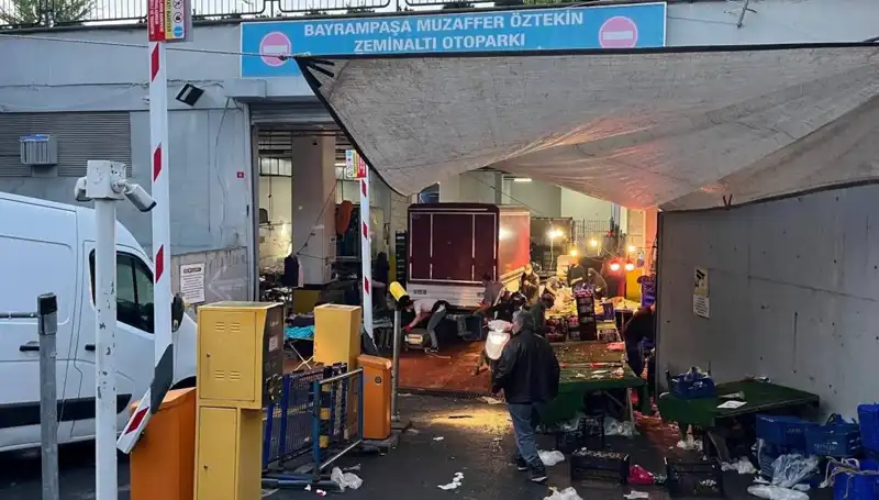 Pazar Yerinde Biber Gazı Fırtınası: Kaos ve Panik Anları!